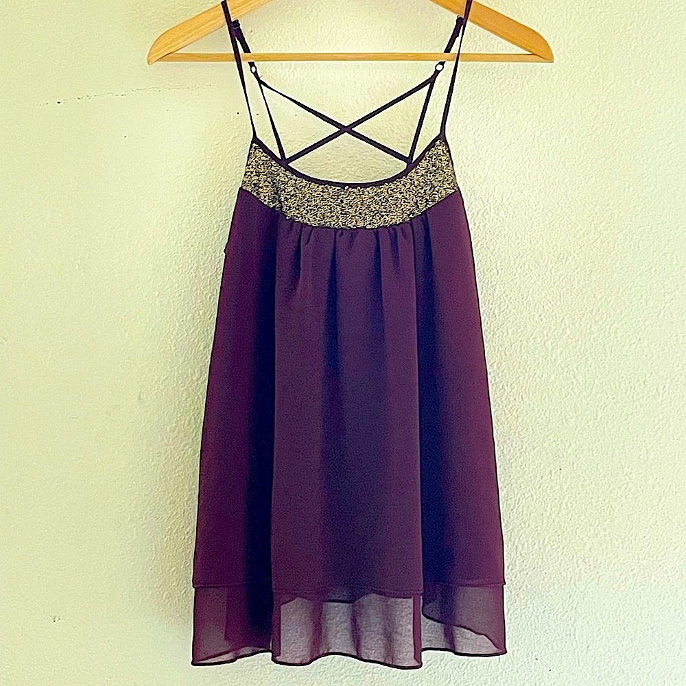 Formal tank top, burgundy with gold